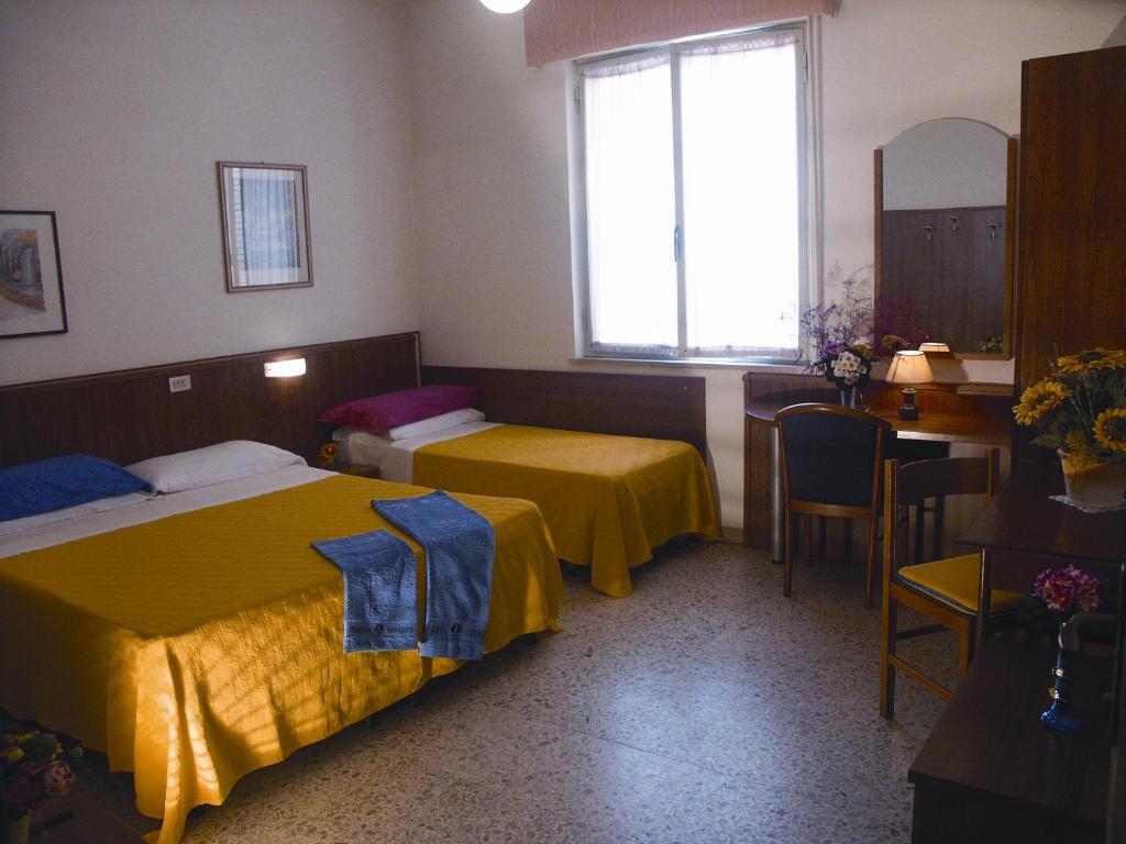 Hotel Bologna San Benedetto del Tronto Room photo